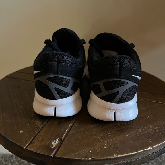 Women’s Nike Free Run2 - Picture 4 of 8